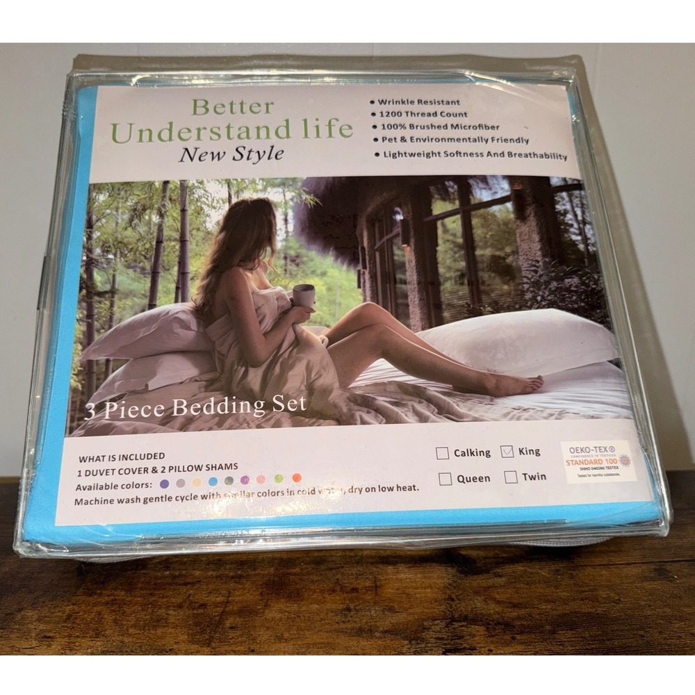 Brand New Light Blue Duvet Cover and 2 Pillow Shams Set, King Sized